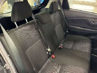 TOYOTA VITZ 2019 Image 9
