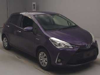 TOYOTA VITZ 2019 Image 3