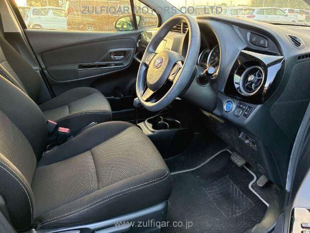 TOYOTA VITZ 2019 Image 5