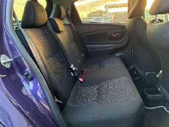 TOYOTA VITZ 2019 Image 7
