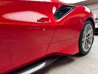 FERRARI 488 PISTA 2019 Image 25