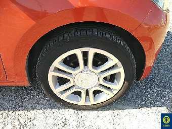 VOLKSWAGEN UP! 2014 Image 10
