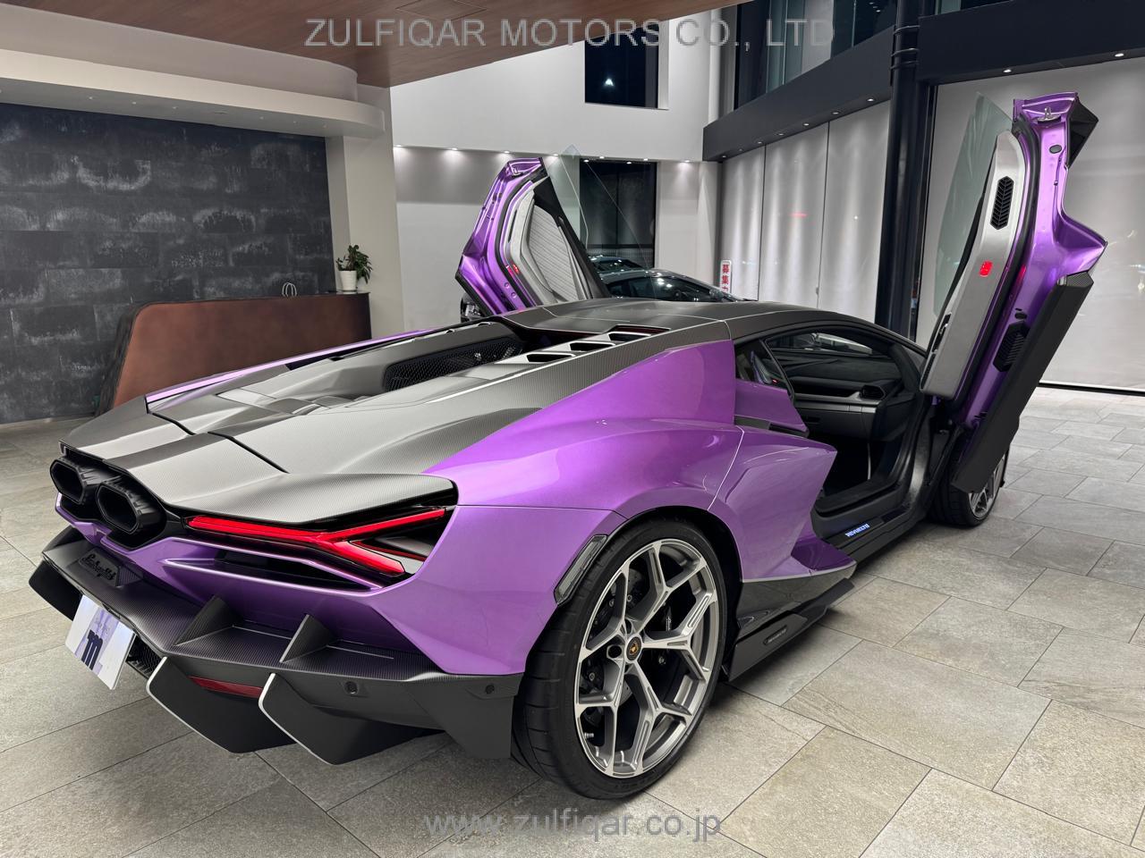 LAMBORGHINI REVUELTO 2026 Image 3