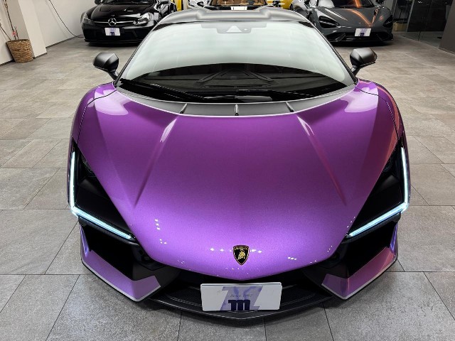 LAMBORGHINI REVUELTO 2026 Image 28