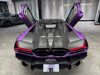 LAMBORGHINI REVUELTO 2026 Image 4