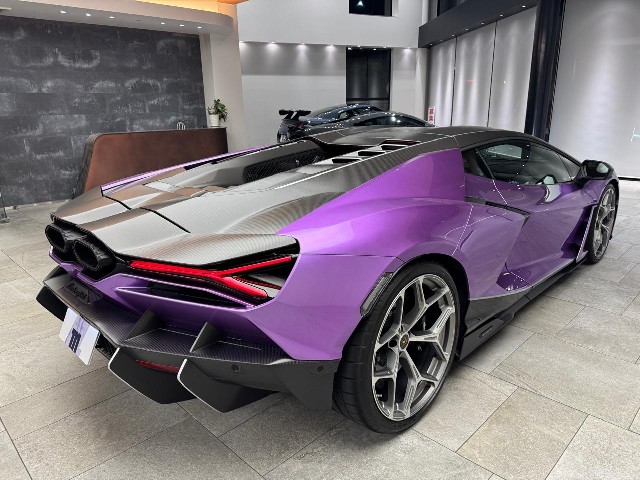 LAMBORGHINI REVUELTO 2026 Image 31
