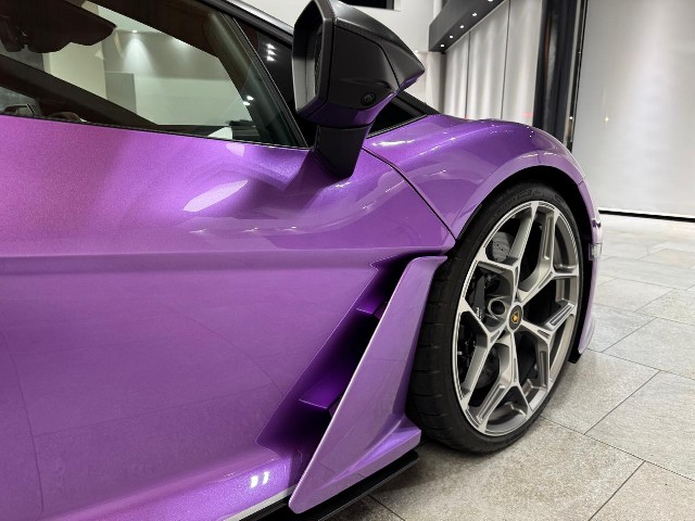 LAMBORGHINI REVUELTO 2026 Image 36
