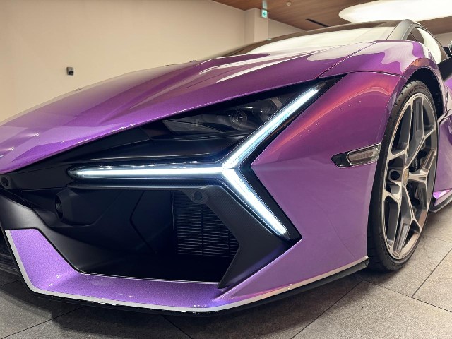 LAMBORGHINI REVUELTO 2026 Image 41