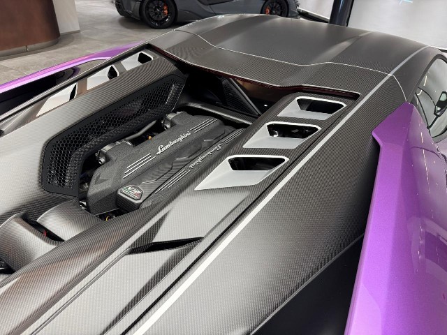 LAMBORGHINI REVUELTO 2026 Image 53