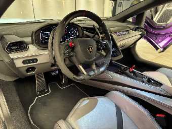 LAMBORGHINI REVUELTO 2026 Image 9
