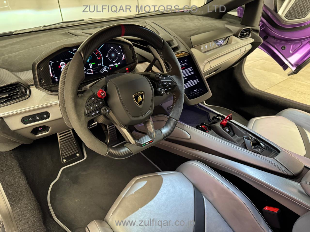 LAMBORGHINI REVUELTO 2026 Image 10