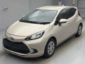 TOYOTA AQUA 2021 Image 1