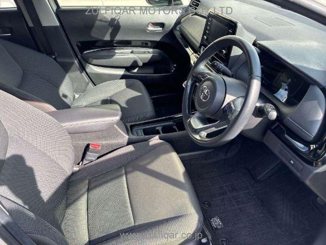 TOYOTA AQUA 2021 Image 7
