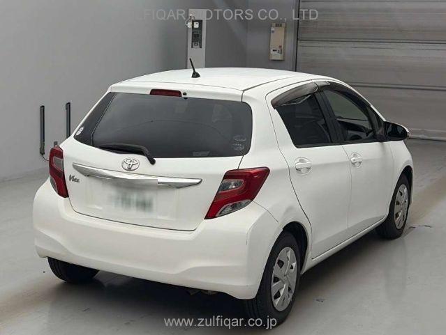 TOYOTA VITZ 2015 Image 2