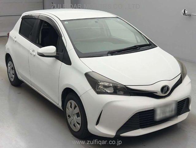 TOYOTA VITZ 2015 Image 3