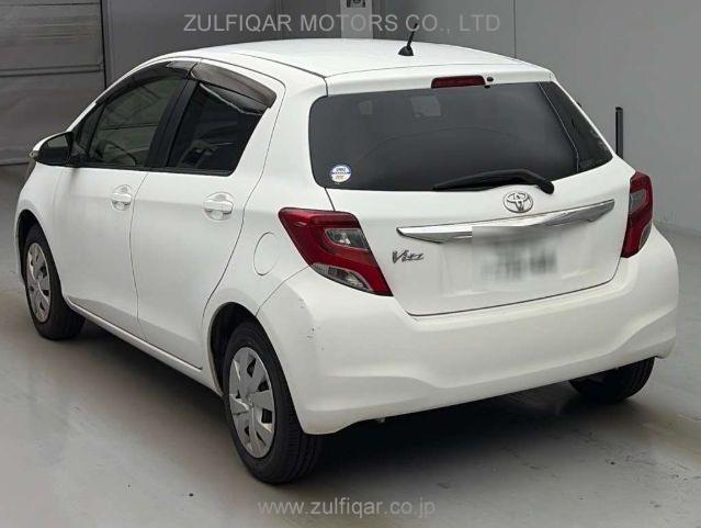 TOYOTA VITZ 2015 Image 4