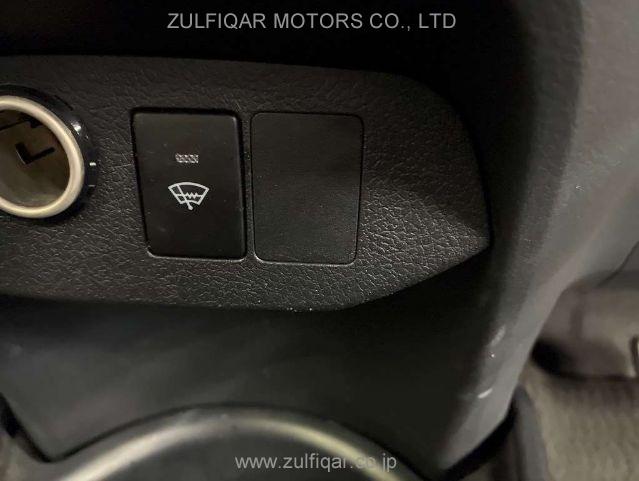 TOYOTA VITZ 2019 Image 11