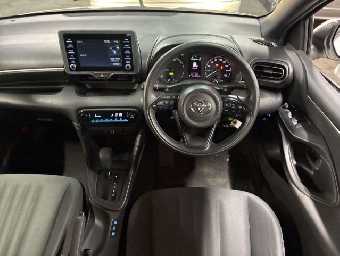 TOYOTA YARIS 2021 Image 6