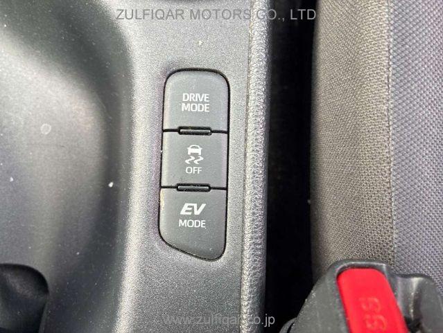 TOYOTA YARIS 2021 Image 8