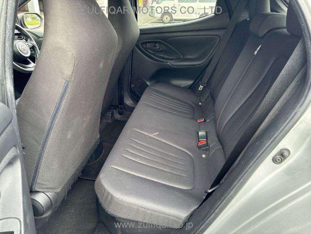 TOYOTA YARIS 2021 Image 10