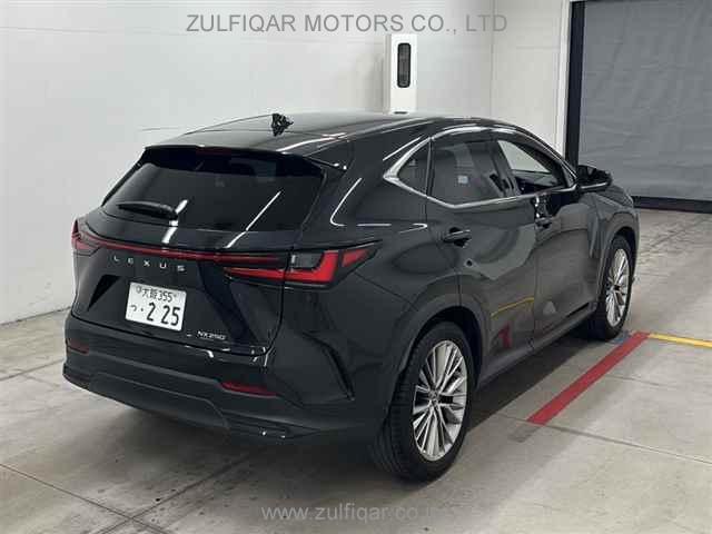 LEXUS NX 2023 Image 4