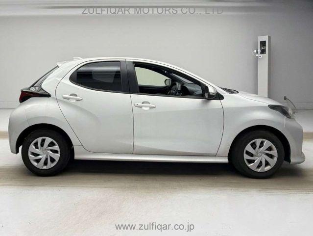 TOYOTA YARIS 2021 Image 6