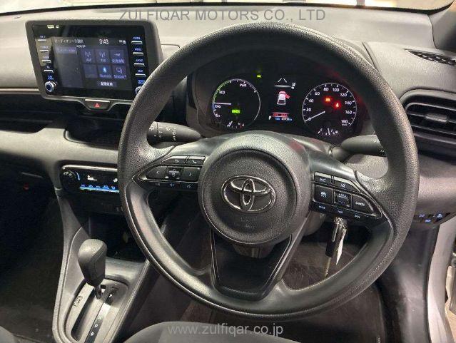 TOYOTA YARIS 2021 Image 8