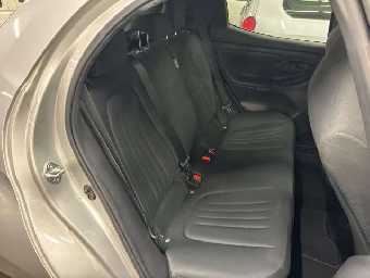 TOYOTA YARIS 2021 Image 10